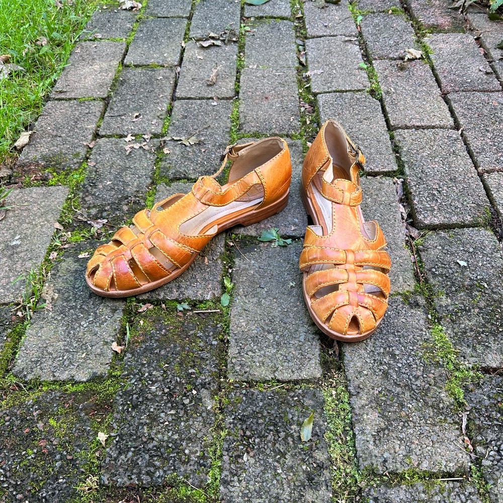 Frye Julie Fisherman Sandal